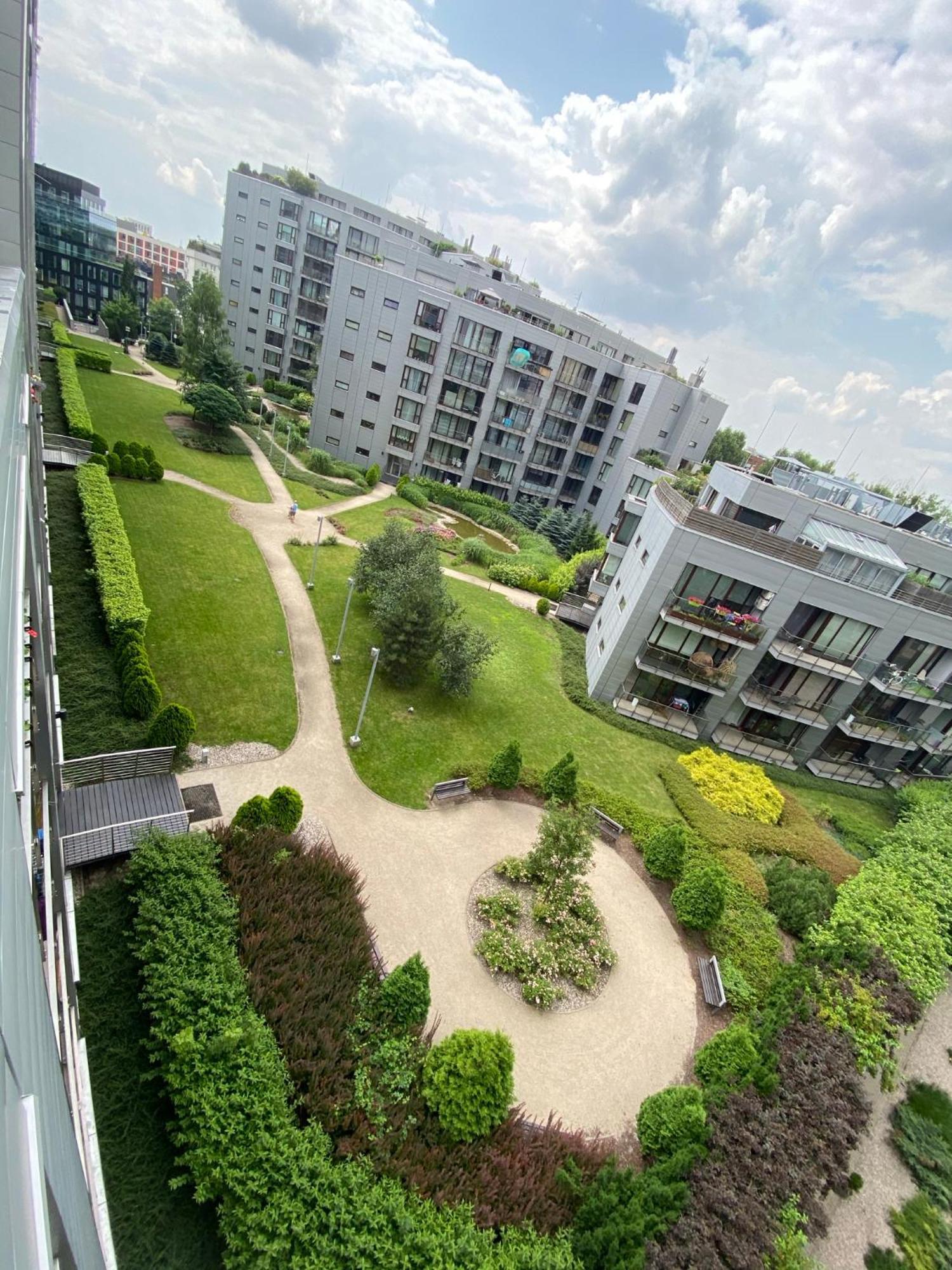 Two Rooms Apartment Triton Park Varsovia Exterior foto